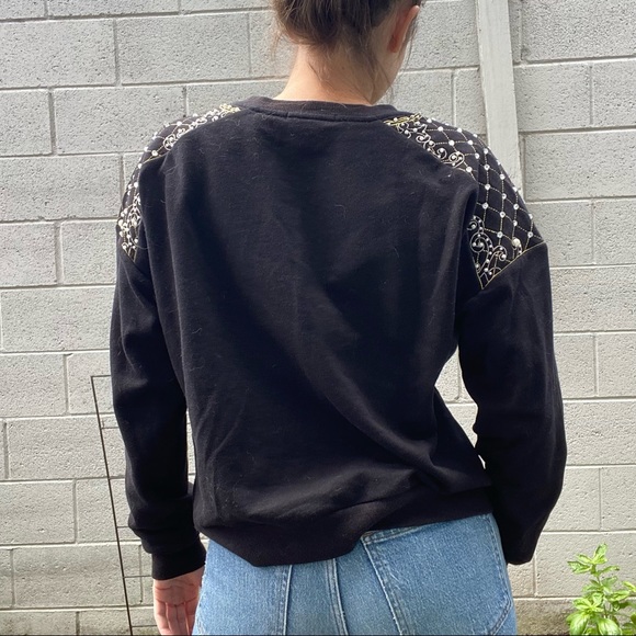 Forever21 Fancy Sweatshirt - Picture 4 of 6